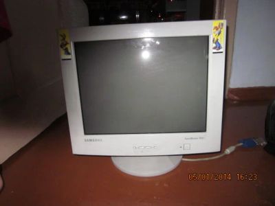 Лот: 3570376. Фото: 1. монитор SAMSung 757. ЭЛТ-мониторы