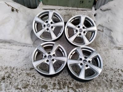 Лот: 13226919. Фото: 1. R16 5/114.3 Toyota. Диски