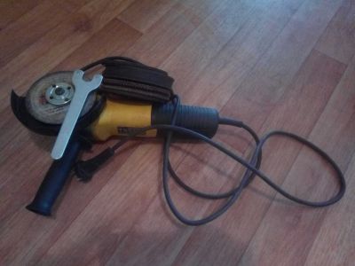 Лот: 18109390. Фото: 1. Болгарка Stanley Fatmax FMEG125V. Электроинструмент