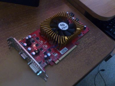 Лот: 4954203. Фото: 1. Palit Radeon HD 3850 PCI-E 2.0... Видеокарты