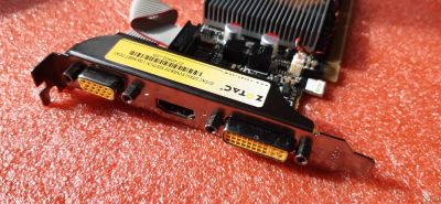 Лот: 15804556. Фото: 1. Zotac gt 610 (как новая. Без торга... Видеокарты