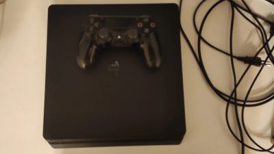 Лот: 18409135. Фото: 1. PlayStation 4 Slim 1 Tb. Игровые приставки, консоли