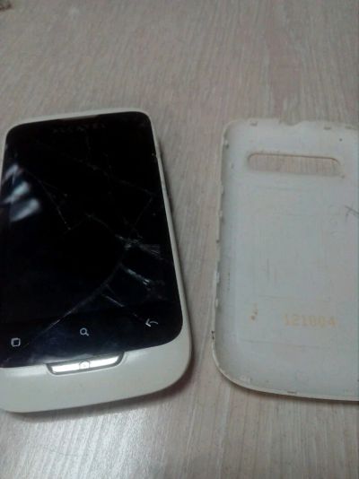 Лот: 13959104. Фото: 1. Смартфон Alcatel one touch 985D... Смартфоны