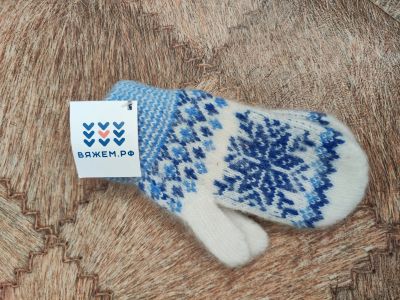 Лот: 22843947. Фото: 1. Новые варежки детские. Шарфы, варежки