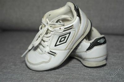 Лот: 1669270. Фото: 1. Кроссовки UMBRO. р. 21,5. Кеды, кроссовки