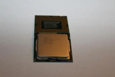 Лот: 8963710. Фото: 1. Процессор Intel i3 2100 s1155. Процессоры