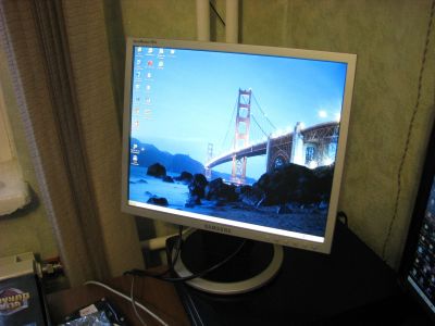 Лот: 17139653. Фото: 1. ЖК монитор Samsung SyncMaster... ЖК-мониторы