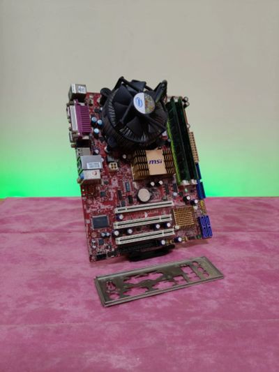 Лот: 24635701. Фото: 1. Комплект q6600/4ядра/4Gb DDR2. Комплекты запчастей