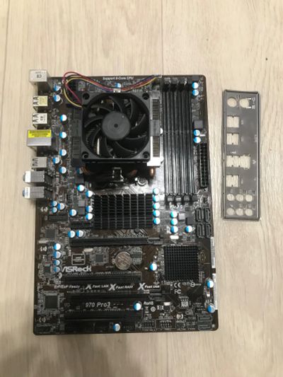 Лот: 16094767. Фото: 1. Материнская плата asrock am3+. Материнские платы