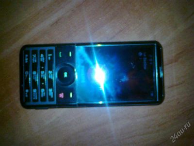 Лот: 745262. Фото: 1. телефон Philips X710. Кнопочные мобильные телефоны