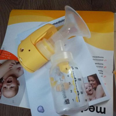 Лот: 10179627. Фото: 1. Молокоотсос Medela mini electric. Оборудование
