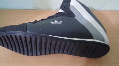 Лот: 10816614. Фото: 1. Кроссовки adidas разм 43 новые... Кеды, кроссовки, слипоны