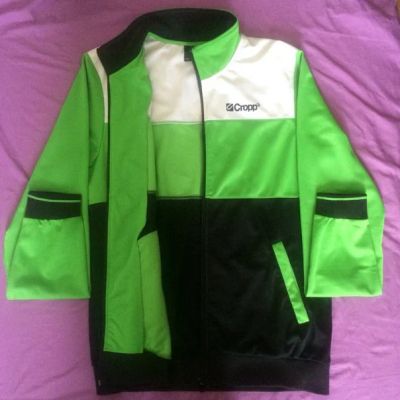 Лот: 6937190. Фото: 1. Cropp размер XXL. Свитеры, толстовки, худи