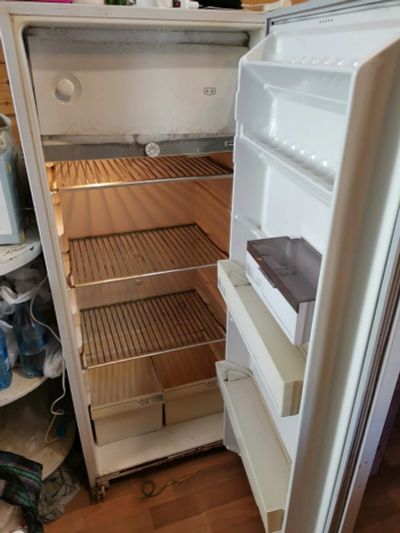 Лот: 16282853. Фото: 1. Холодильник Бирюса. Холодильники, морозильные камеры
