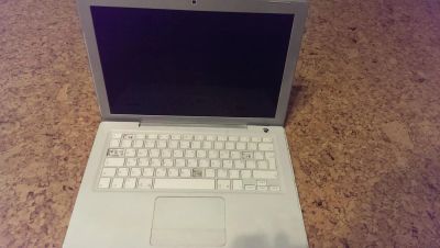Лот: 6112251. Фото: 1. Macbook A1181 2006г. Ноутбуки
