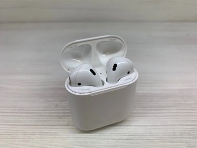 Лот: 16339793. Фото: 1. Наушники Apple AirPods. Оригинал... Наушники, гарнитуры