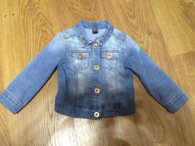 Лот: 8039690. Фото: 1. Джинсовая куртка для девочки zara. Верхняя одежда