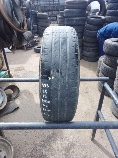 Лот: 23540079. Фото: 1. 1шт. 195-65-15 Bridgestone Ecopia... Шины