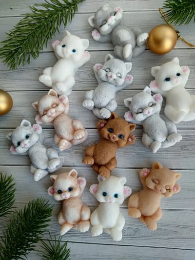 Лот: 19812316. Фото: 1. Котики - сувенир на Новый год. Подарки на Новый год