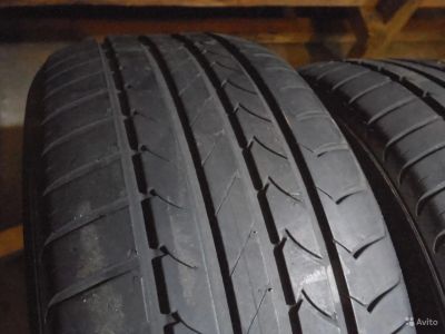 Лот: 7959362. Фото: 1. R17 245/45 продам 2 шины goodyear... Шины