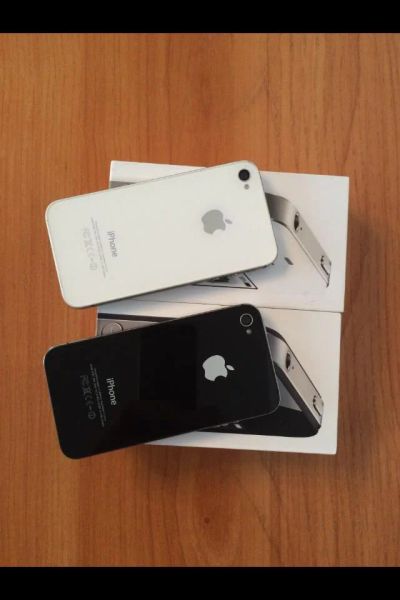 Лот: 6594016. Фото: 1. IPhone 4S белый. Смартфоны