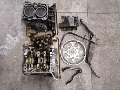Лот: 17137937. Фото: 1. Блок цилиндров subaru forester... Двигатель и элементы двигателя