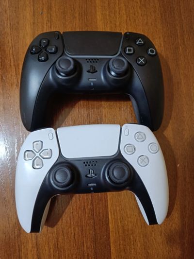 Лот: 19279300. Фото: 1. Геймпады PS5, Dualschok 5. Аксессуары для игровых приставок, консолей, геймпады