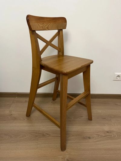 Лот: 25590838. Фото: 1. Детский кухонный стул IKEA Ингольф... Столики, стулья, парты