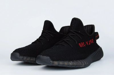 Лот: 16919229. Фото: 1. Кроссовки Adidas Yeezy 350 boost... Кеды, кроссовки, слипоны
