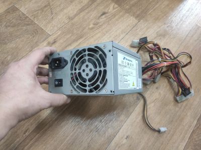 Лот: 19563551. Фото: 1. Блок питания 300w. Корпуса, блоки питания