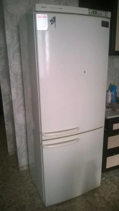 Лот: 7753346. Фото: 1. Холодильник Bosch. Холодильники, морозильные камеры