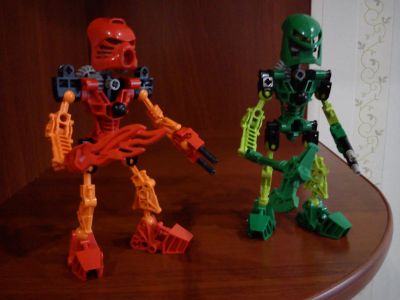 Лот: 11874490. Фото: 1. lego bionicle 2001. Конструкторы