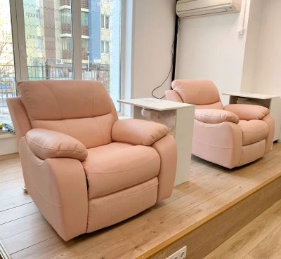 Лот: 25025733. Фото: 1. Кресло-реклайнер upgrade store... Оснащение парикмахерских, салонов красоты
