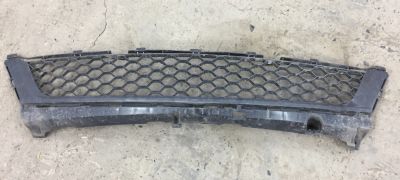 Лот: 12239882. Фото: 1. Решетка в бампер Mazda 3 2006-2009... Кузов