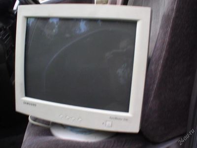 Лот: 107339. Фото: 1. Монитор Samsung SyncMaster 757s... ЭЛТ-мониторы