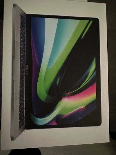 Лот: 19817572. Фото: 1. MacBook Pro 13 16 gb 256 gb m1. Чехлы, обложки
