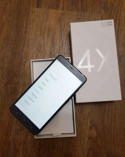 Лот: 10808212. Фото: 1. Xiaomi Redmi 4X 3/32 Gold Black... Смартфоны
