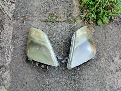 Лот: 18050532. Фото: 1. Фары Toyota Prius NHW20 1NZ-FXE... Оптика и освещение