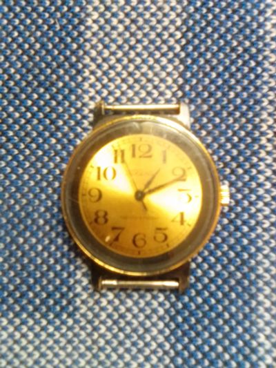Лот: 19810090. Фото: 1. Часы наручные элюменатор. Оригинальные наручные часы