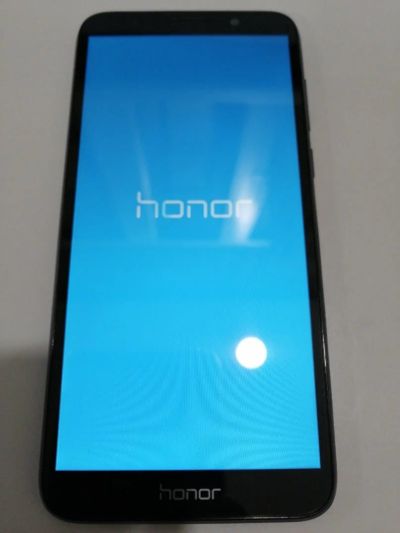 Лот: 16170384. Фото: 1. Смартфон Honor 7A (1806-07). Смартфоны