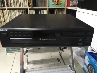 Лот: 12979611. Фото: 1. Sony cdp-c661. Музыкальные центры, магнитолы