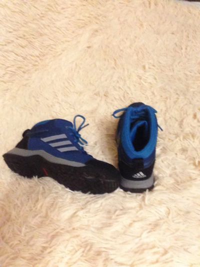Лот: 12436619. Фото: 1. Ботинки зимние adidas. Ботинки
