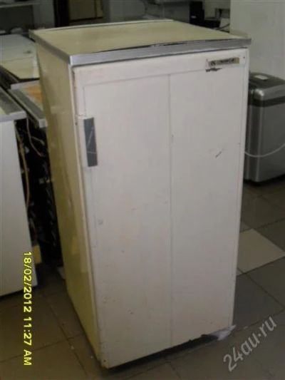 Лот: 1570670. Фото: 1. холодильник Бирюса-1(а). Холодильники, морозильные камеры