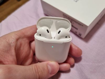 Лот: 17214595. Фото: 1. Airpods 2 wireless charging. Красноярск
