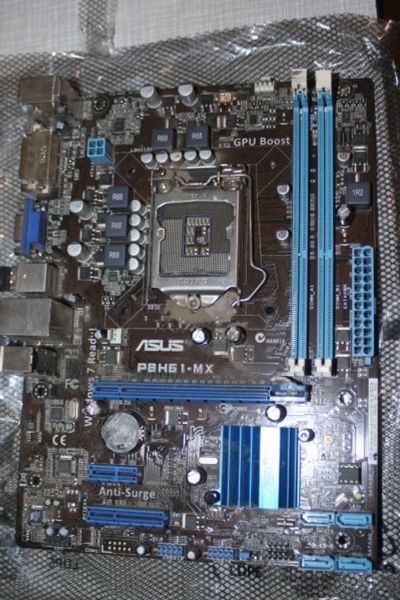 Лот: 14969014. Фото: 1. ASUS P8H61-MX. Материнские платы
