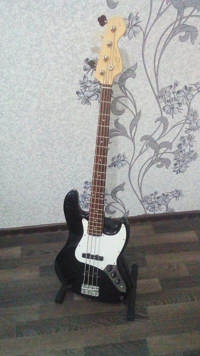 Лот: 14803505. Фото: 1. Squier by Fender Jazz Bass Affinity... Гитары