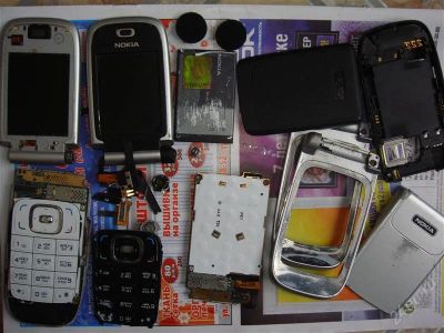 Лот: 1493781. Фото: 1. nokia 6131 2шт разобраны. Кнопочные мобильные телефоны