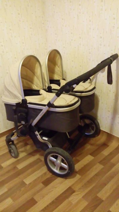 Лот: 7317831. Фото: 1. Коляска для двойни. Коляски