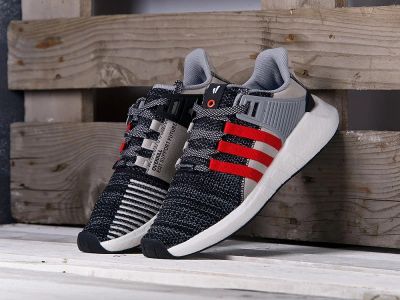 Лот: 12687832. Фото: 1. Кроссовки Overkill x adidas EQT... Кеды, кроссовки, слипоны
