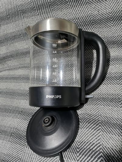 Лот: 16862569. Фото: 1. Чайник Philips HD9340, течет сбоку... Чайники, кофемашины, кулеры